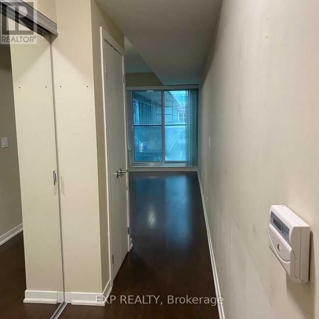 Building Photo - 55 E Liberty St