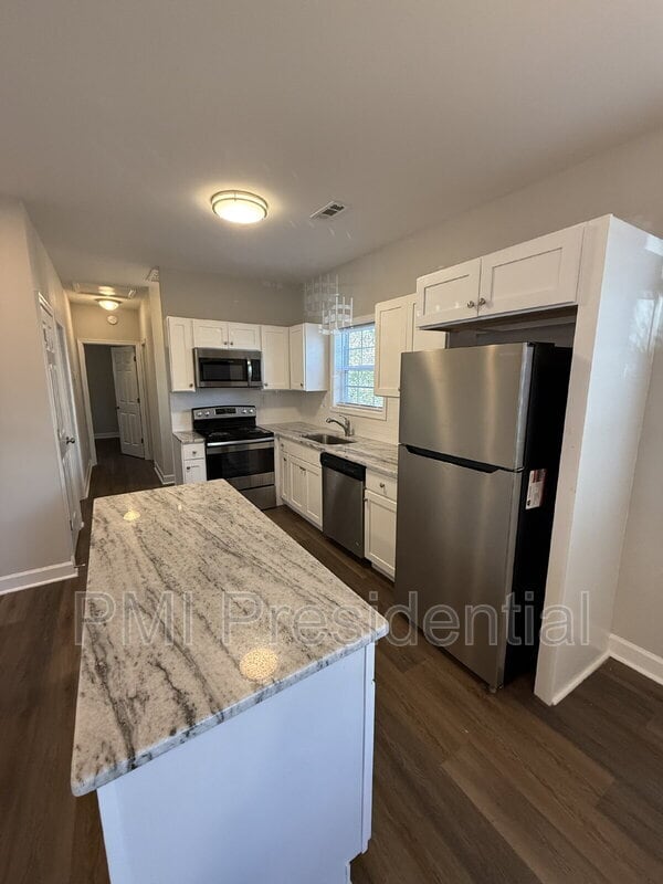 Foto del edificio - 2859 Lawson St