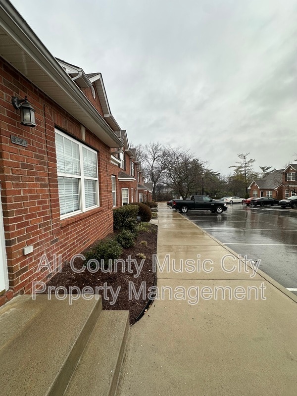 Building Photo - 1101 Downs Blvd