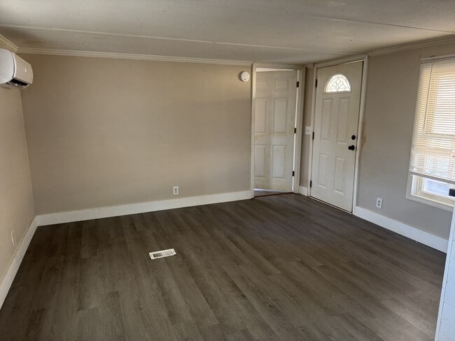 Building Photo - 442 Mush Creek Rd