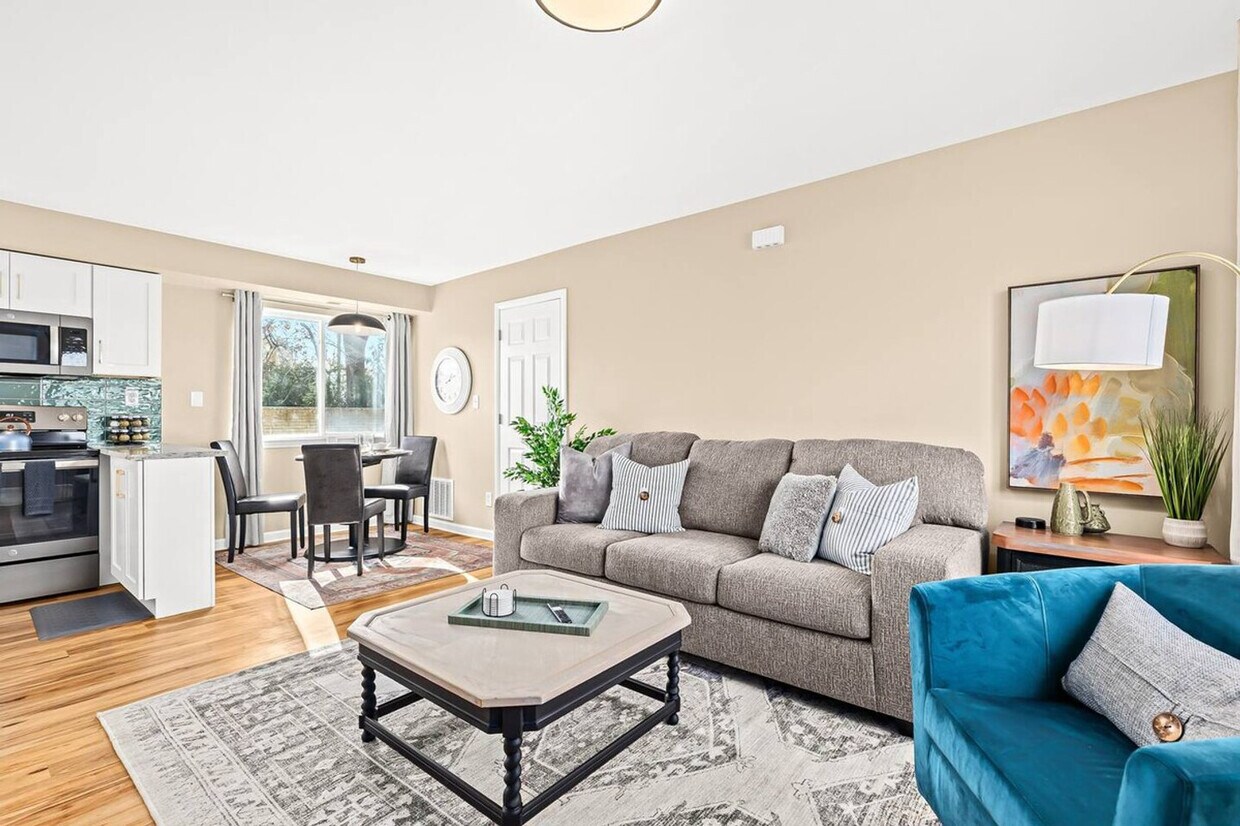 Foto principal - 27990 Gratiot Ave
