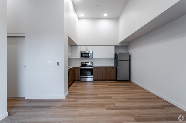 2BR, 1BA - 922SF - Navalia