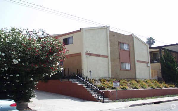 Building Photo - 344 S Arroyo Dr