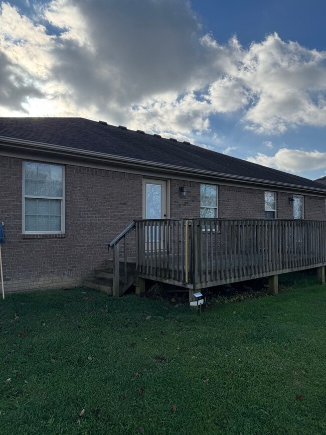 Building Photo - 6084 Lauren Ln