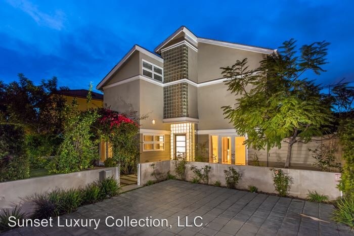 Foto principal - 4 br, 3 bath House - 545 Mt. Holyoke Avenue