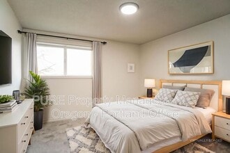 Building Photo - 18411 E Burnside St
