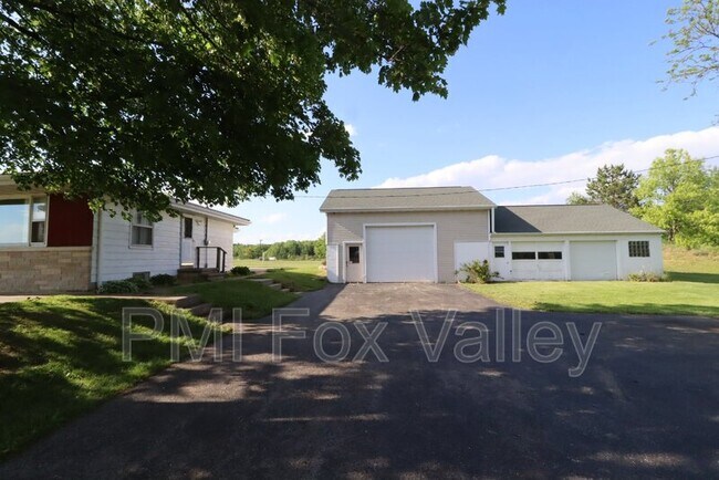 Building Photo - W6228 County Road F