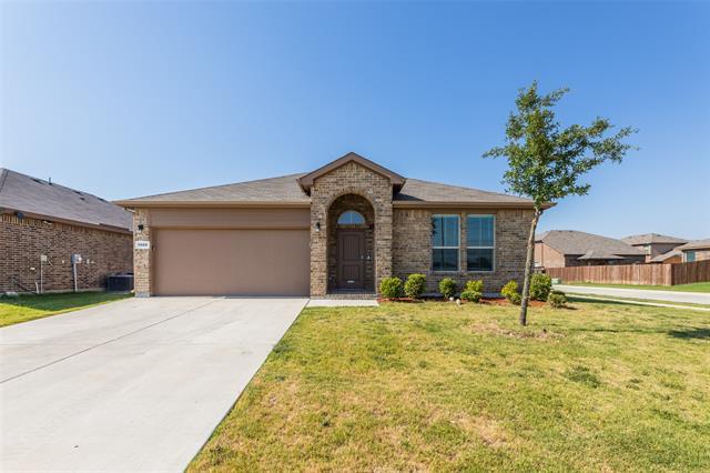 Primary Photo - 1000 Meadow Scape Dr
