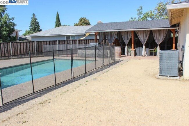 Foto del edificio - 41444 Malcolmson St