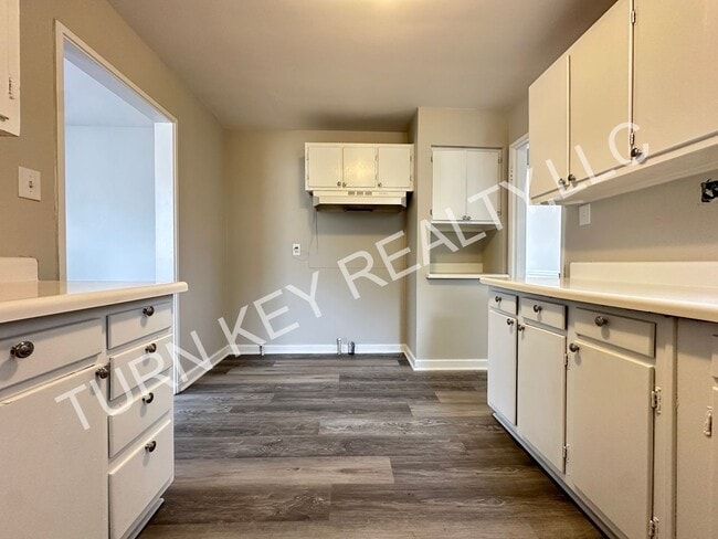 Building Photo - Home for rent in Roebuck **ACCEPTS SECTION 8**