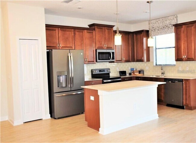 Building Photo - 11030 Whistling Pne Wy