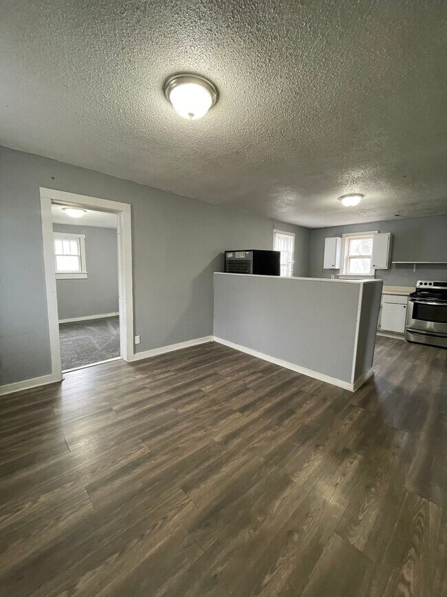 Foto del edificio - 215 E Copley Ave