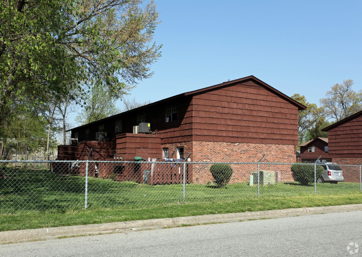 Building Photo - 714 McPherson St