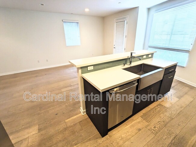 Foto del edificio - 11912 Laurelwood Dr