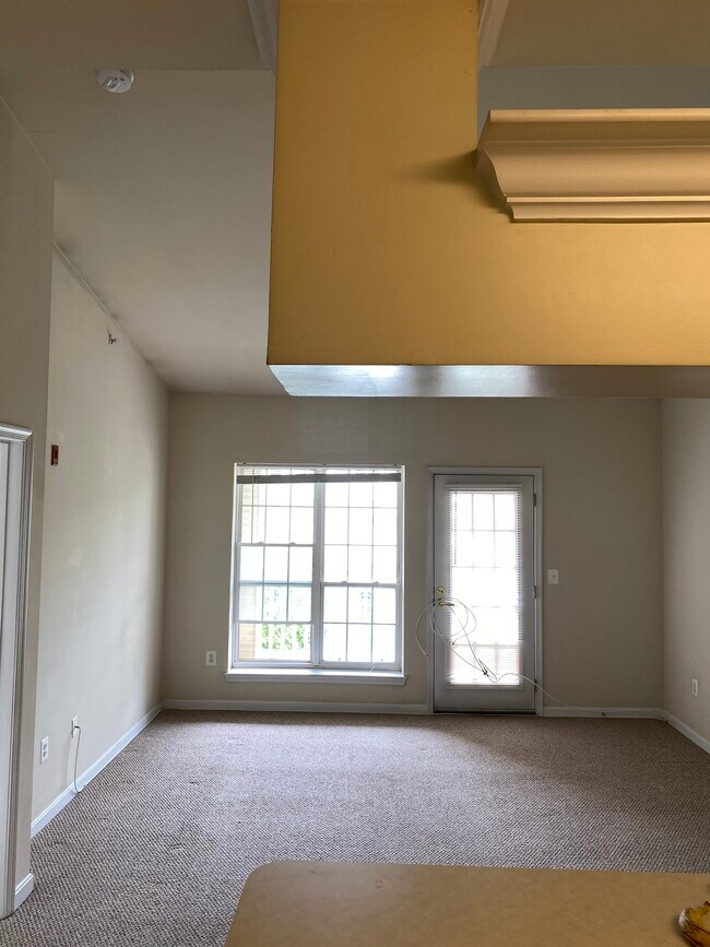 Foto del edificio - 4551 Strutfield Ln