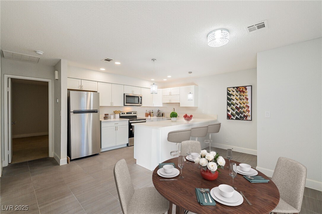 Foto principal - 832 Mantis Way