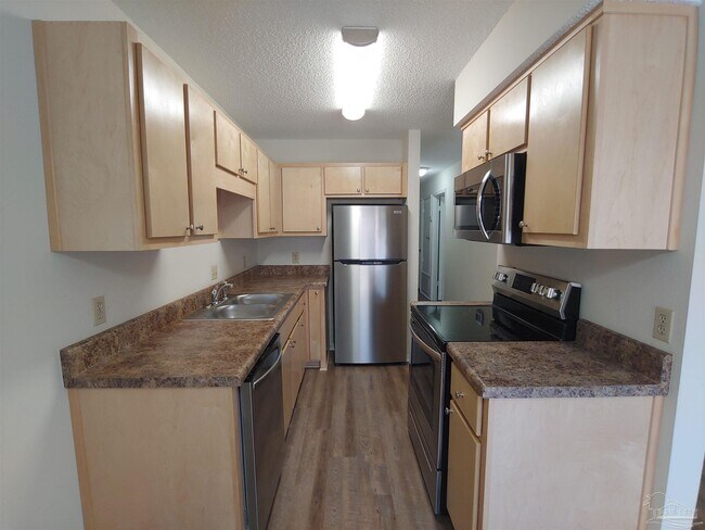 Foto del edificio - 1440 N 61st Ave