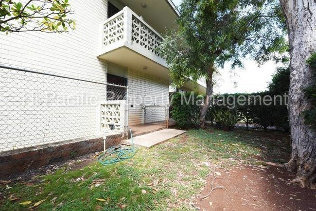Building Photo - 2050 Nuuanu Ave