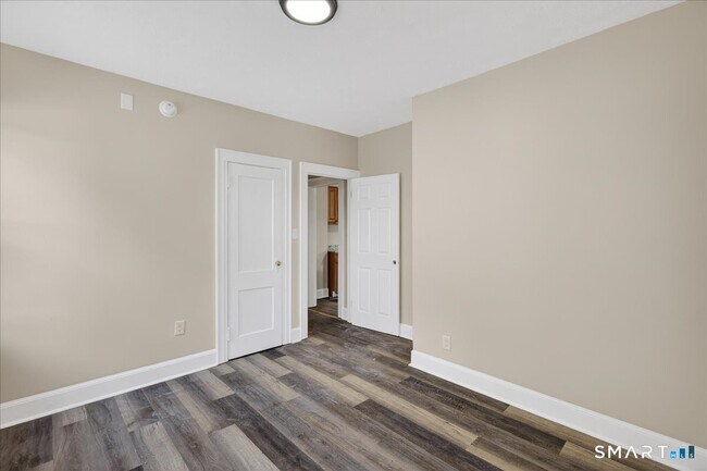 Foto del edificio - 38 Bristol St