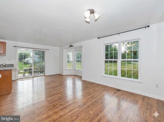 Foto del edificio - 13908 Greenfield Ave