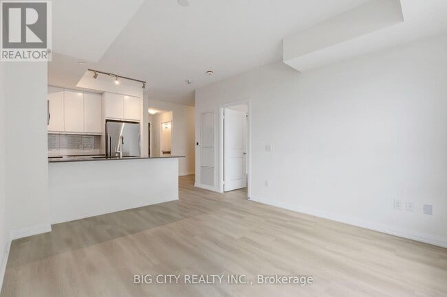 Photo du bâtiment - 3260 Sheppard Ave E