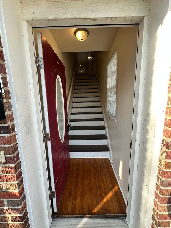 Building Photo - 213-215 N Broad St