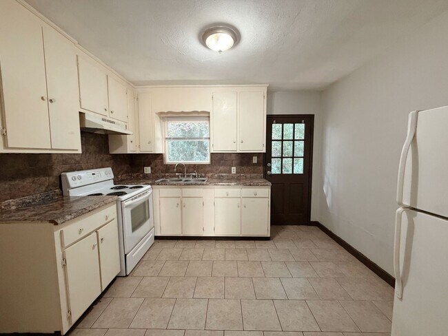 Foto del edificio - 155 Sycamore Ln