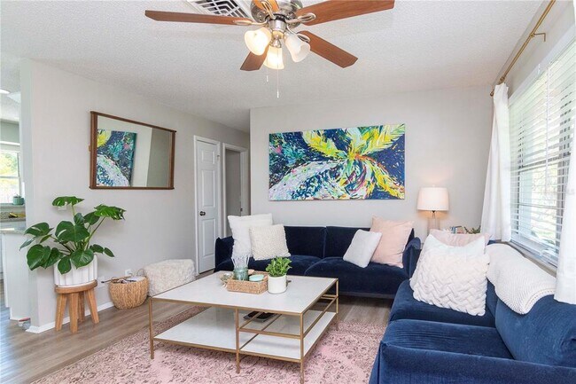 Foto del edificio - 5395 Asturia Way S