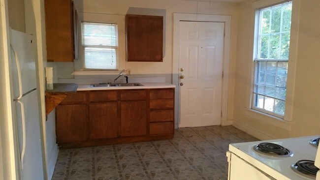 Foto del diseño de interior - 1814 Avenue M 1/2