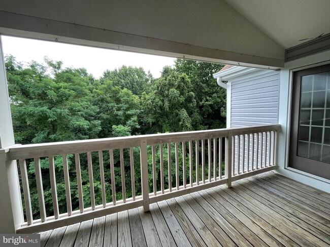 Foto del edificio - 6103 Wigmore Ln
