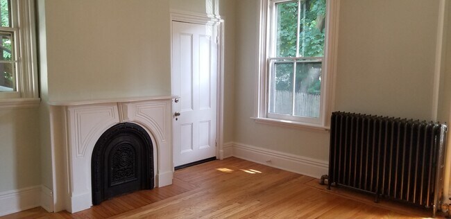 Foto del edificio - 11 N Clover St