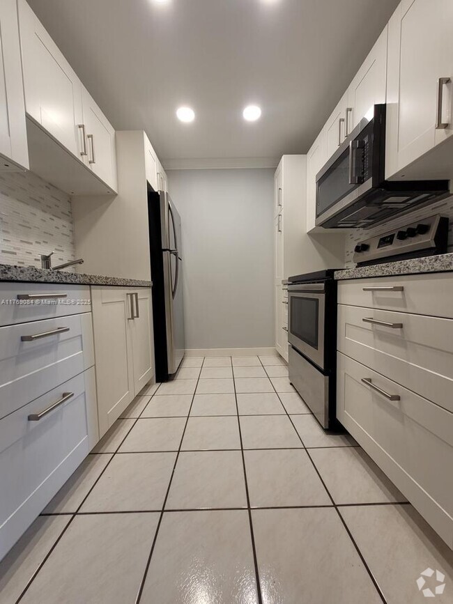 Building Photo - 13355 SW 9th Ct