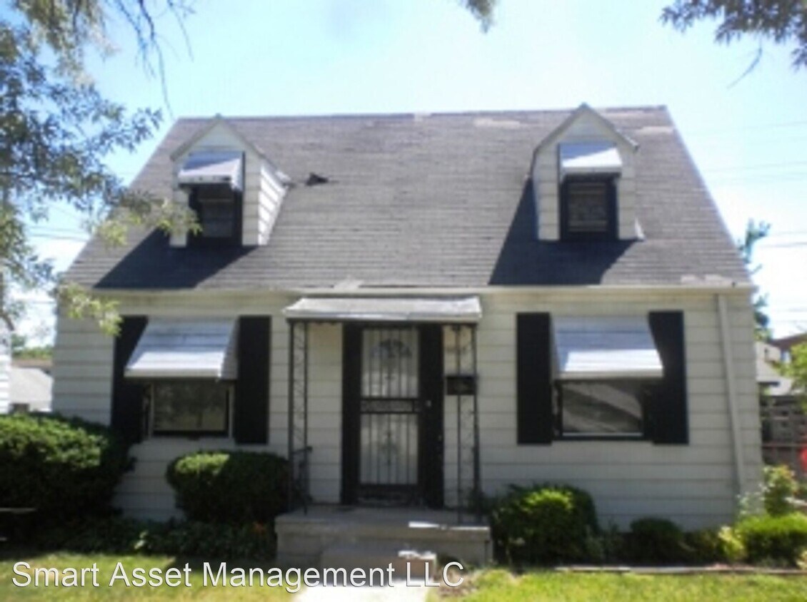 Foto principal - 3 br, 1.5 bath House - 4260 N 36th St.