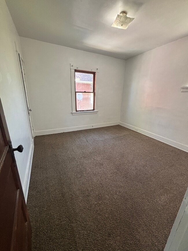 Foto del edificio - 497 E 127th St