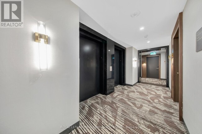 Photo du bâtiment - 625-625 Sheppard Ave E