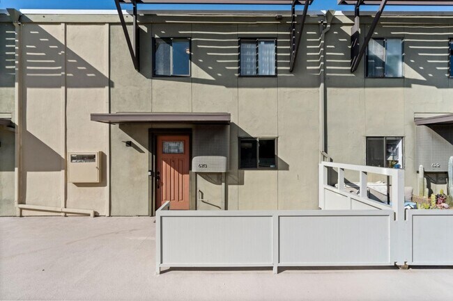 Foto del edificio - 6213 Admiralty Ln