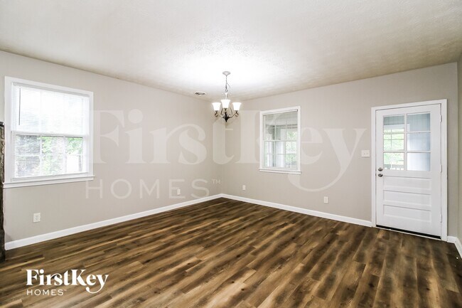 Foto del edificio - 165 Fireside Way