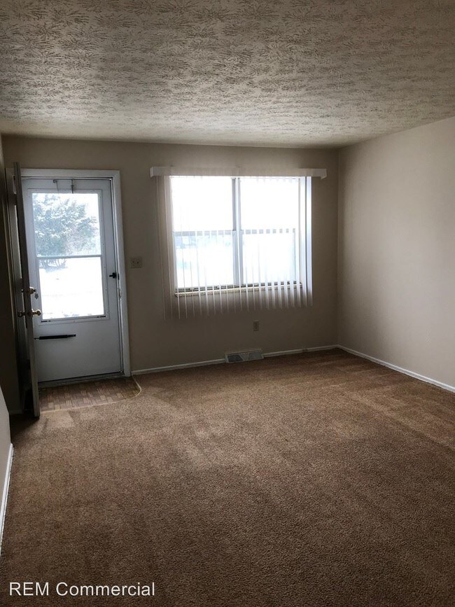 Foto del edificio - 7630 Stuhldreher St NW