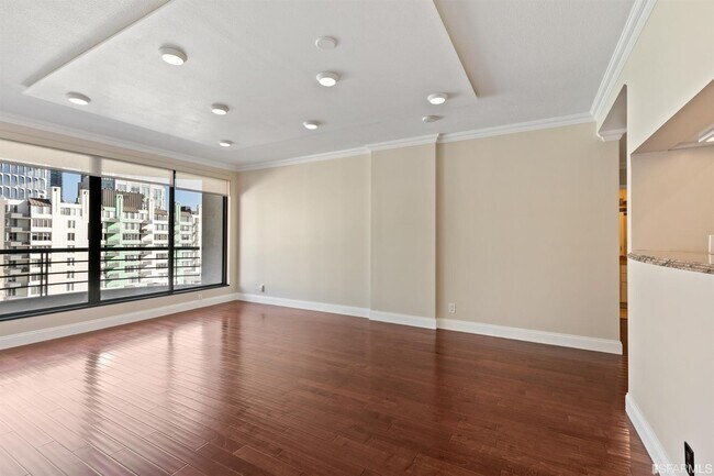 Building Photo - 300 3rd St
