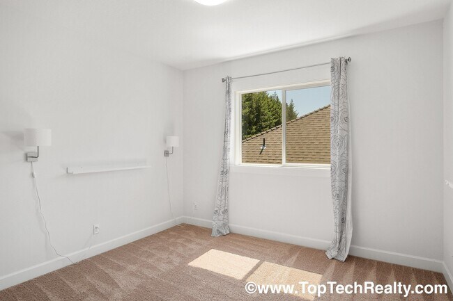 Building Photo - Amazing 4 BD + Media Rm home with Primary ...