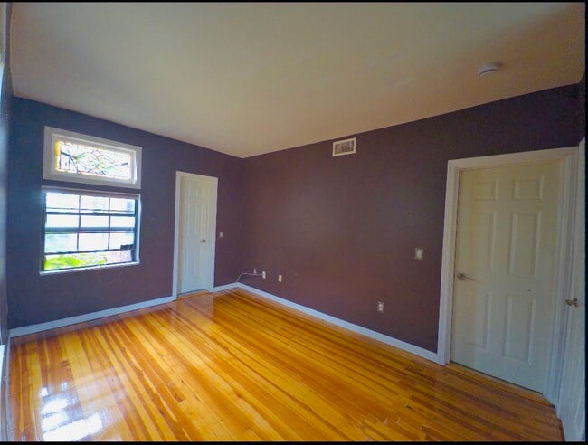 Foto del edificio - 421 Wethersfield Ave