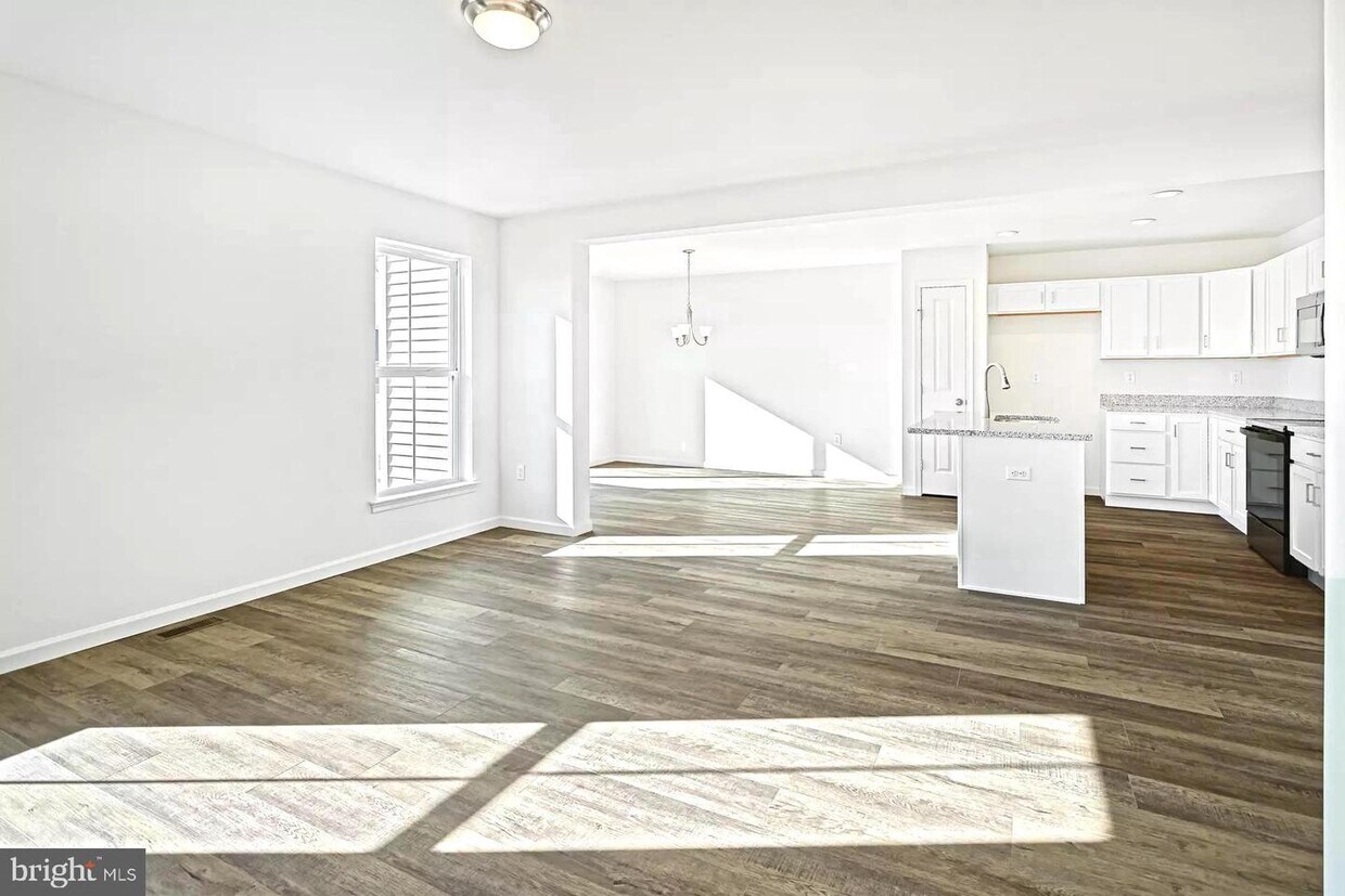 Foto principal - 6 Shillington Ln