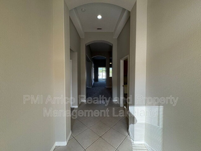 Building Photo - 3824 Haverhill Dr