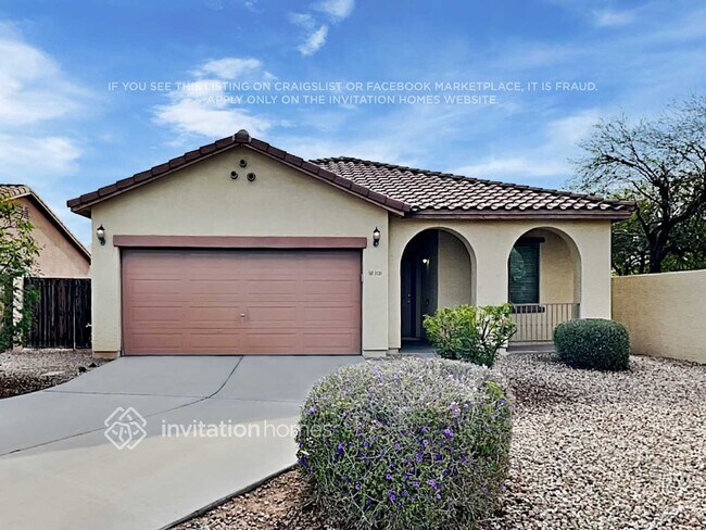 Building Photo - 3121 S 74th Dr