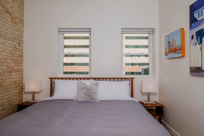 Foto del edificio - 125 W Wisconsin Ave