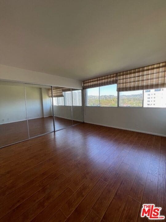 Building Photo - 10433 Wilshire Blvd