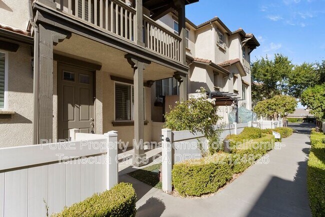 Foto del edificio - 33690 Willow Haven Ln