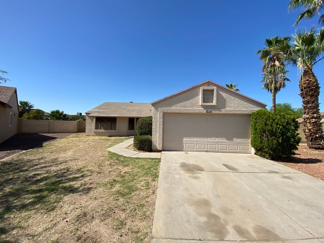 Primary Photo - 6526 N 69th Dr