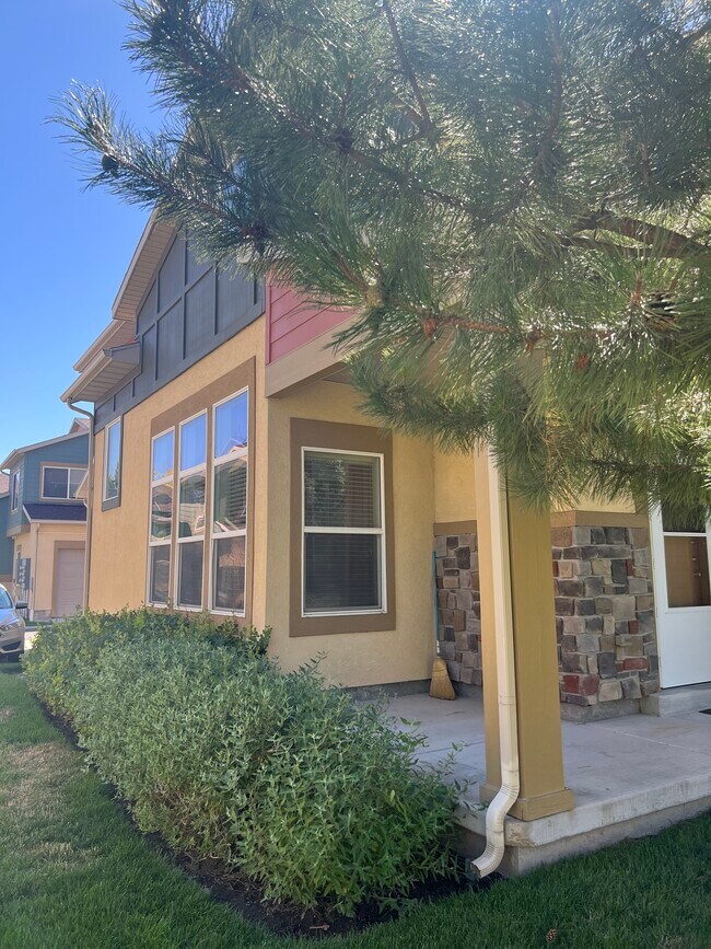 Foto del edificio - 3774 W Jacinda Ln