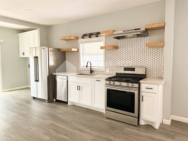 Foto del edificio - 3 br, 3 bath House - 206 North 7th Street -
